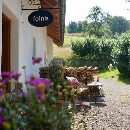 Feinis Chalet