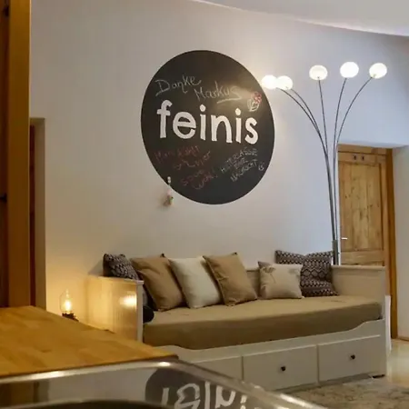 Feinis Chalet